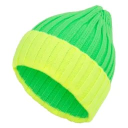 W244B Zielono-limonkowa Zimowa czapka z dzianiny neon