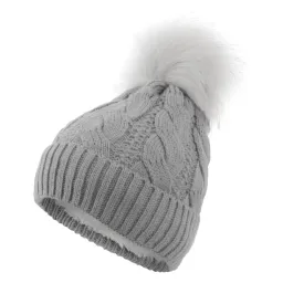 W363CC Szara Haker damska zimowa czapka z dzianiny z pomponem ocieplona polarem