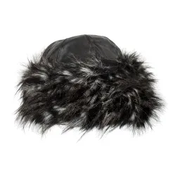 W222I Black A Warm Toque With Eko-Leather With Fur