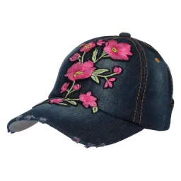K156F Bawełniana czapka bejsbolówka damska z różą